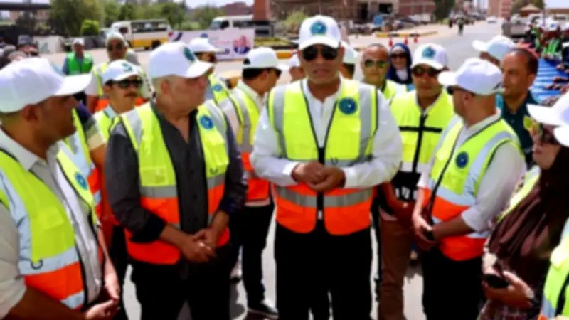 محافظ كفر الشيخ يتفقد ميدان أبراج النيل بدسوق بعد تطويره بالكامل