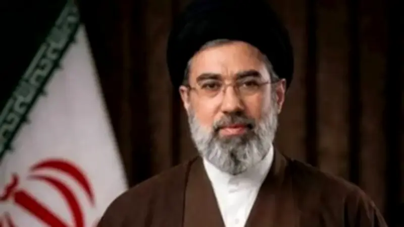 خامنئي يدعو لزيادة الإنجاب لتعزيز قوة إيران وسط تراجع سكاني