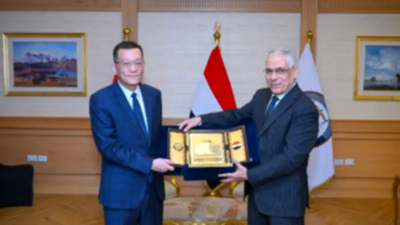 النائب العام يبحث مع نظيره الصيني تعزيز التعاون القضائي المشترك