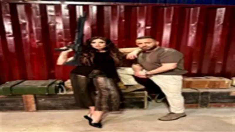 ياسمين عبدالعزيز تنشر كواليس فيلم خلي بالك على نفسك مع أحمد السقا