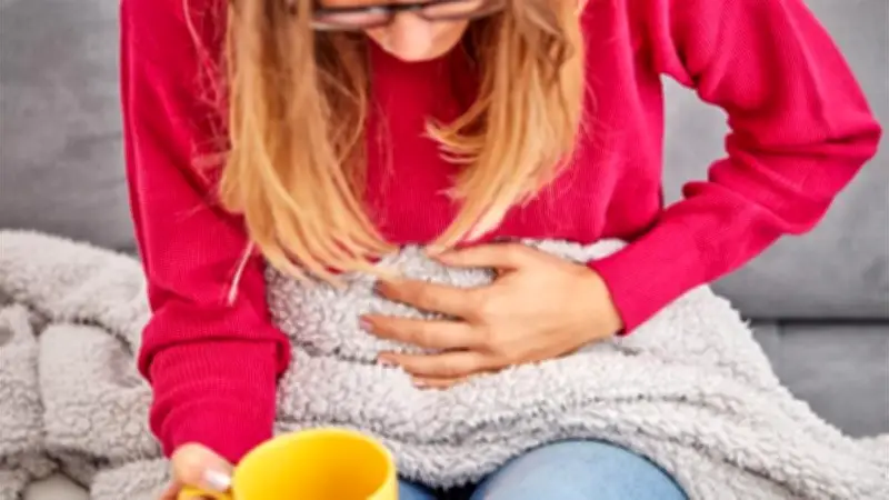 قبل تناول أدوية متلازمة ما قبل الحيض.. تعرفي على الأنواع والفرق بينها