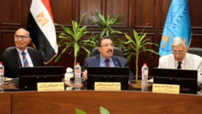 جامعة الإسكندرية تطلق استبياناً لقياس توافق البرامج مع سوق العمل