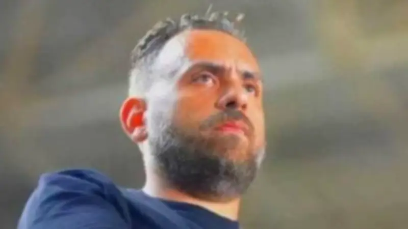 عمرو الحديدي يهاجم جون إدوارد: من هو؟ وصفقاته لا تساوي شيئًا