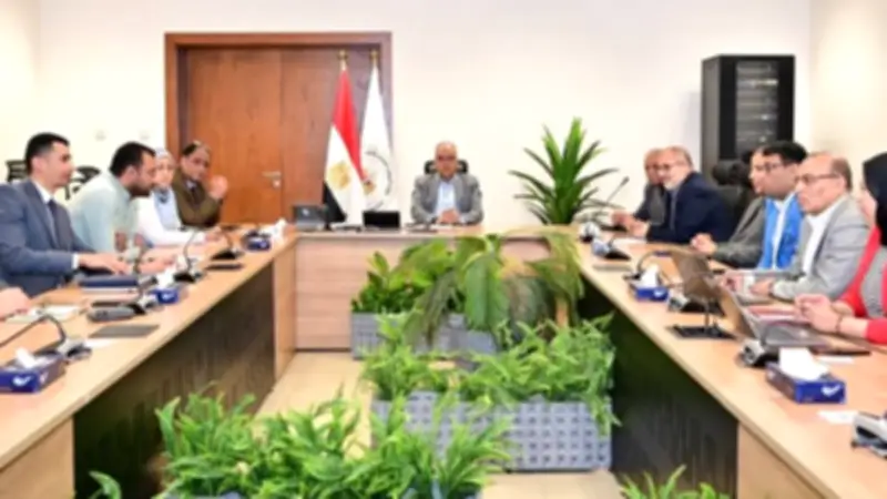 وزير الري: تكريك البواغيز لتجديد مياه البحيرات الشمالية وحماية الشواطئ