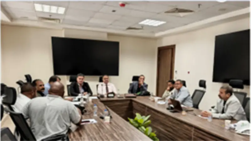 المصرية لنقل الكهرباء تشدد إجراءات تأمين خطوط الضغط العالي استعداداً للعيد