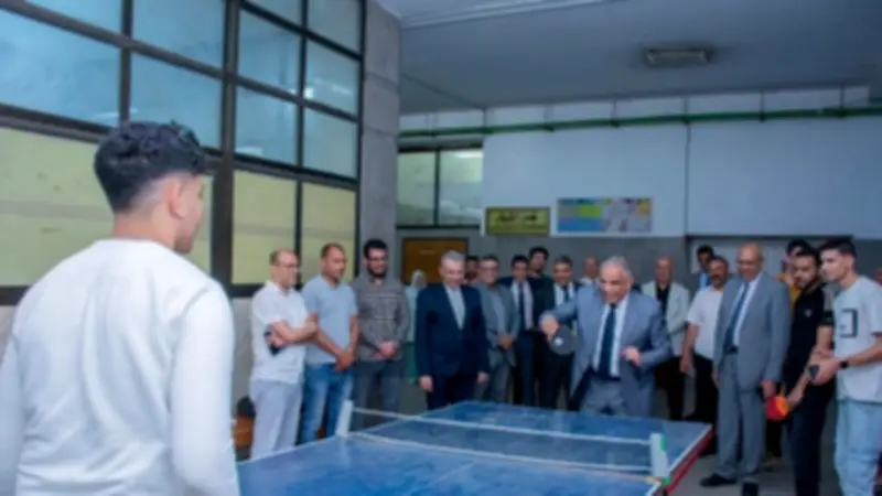 رئيس جامعة طنطا يتفقد معامل كلية الهندسة ويؤكد السعي نحو الريادة العالمية