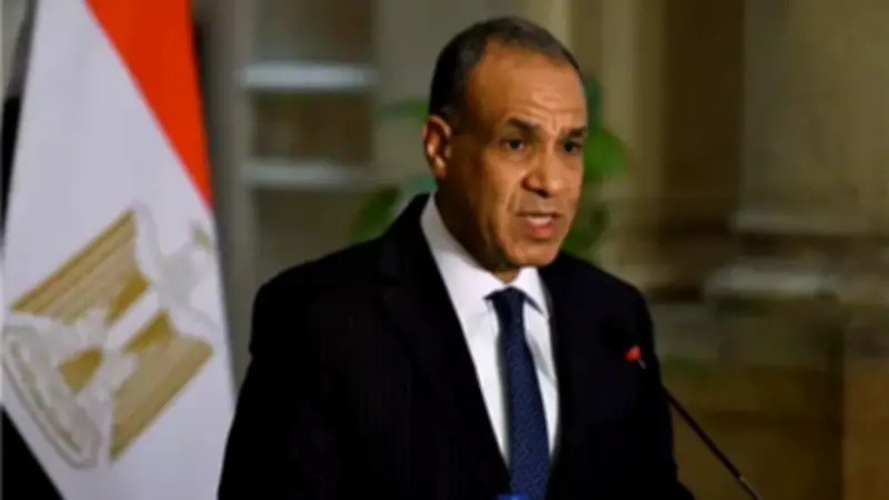 وزير الخارجية يعلن قرب تشكيل مجموعة الصداقة المصرية البريطانية بالبرلمان