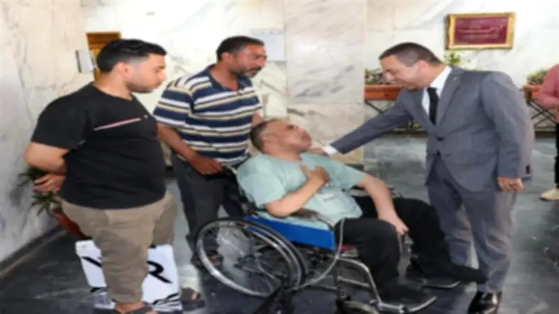 محافظ المنوفية يوجه بصرف مساعدات عينية وكرسي متحرك لحالة إنسانية في لقاء المواطنين