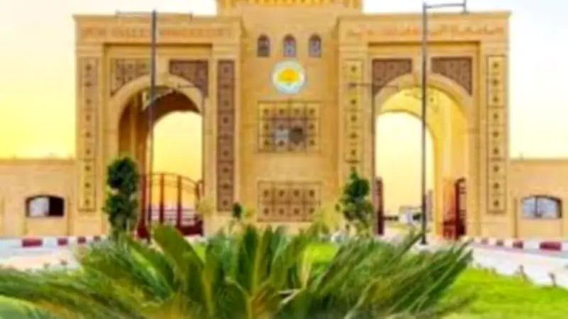 جامعة الوادي الجديد تكرم رئيس شئون التعليم والطلاب لبلوغه سن المعاش
