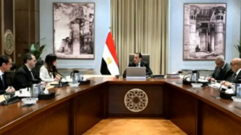 مدبولي يتابع إجراءات تنظيم السوق العقارية ويؤكد على حوكمة القطاع