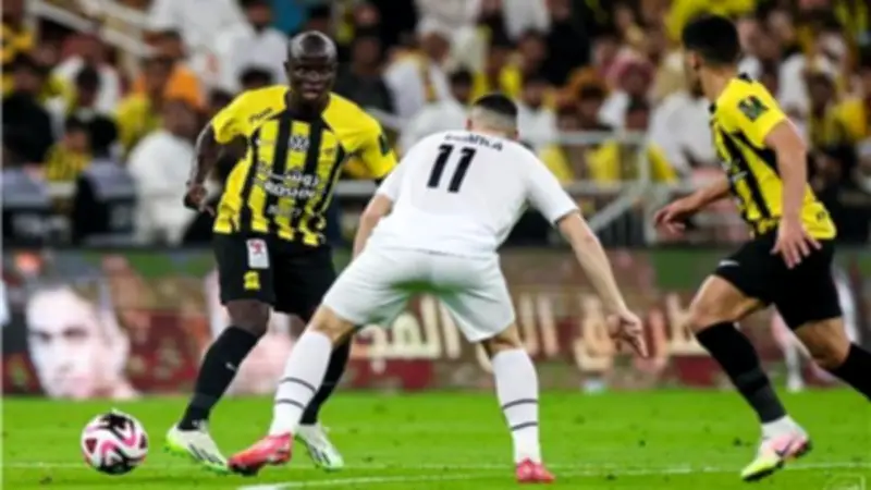 ترتيب دوري روشن قبل الجولة الأخيرة: النصر يتصدر والهلال يطارده