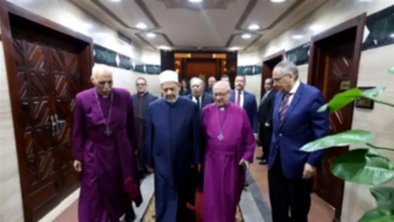 شيخ الأزهر يستقبل رئيس الكنيسة الأسقفية للتهنئة بعيد الأضحى المبارك
