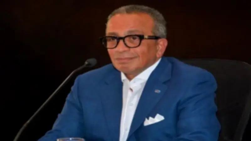 عمرو الجنايني يعتذر بعد جدل تصريحه "ولو كره الكافرون" بعد تتويج الزمالك