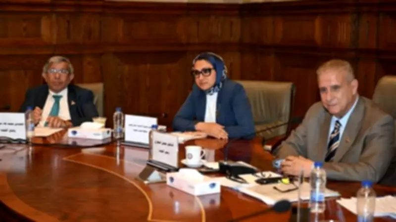 محافظ الوادي الجديد تشارك في اجتماع لجنة الزراعة والري بمجلس الشيوخ