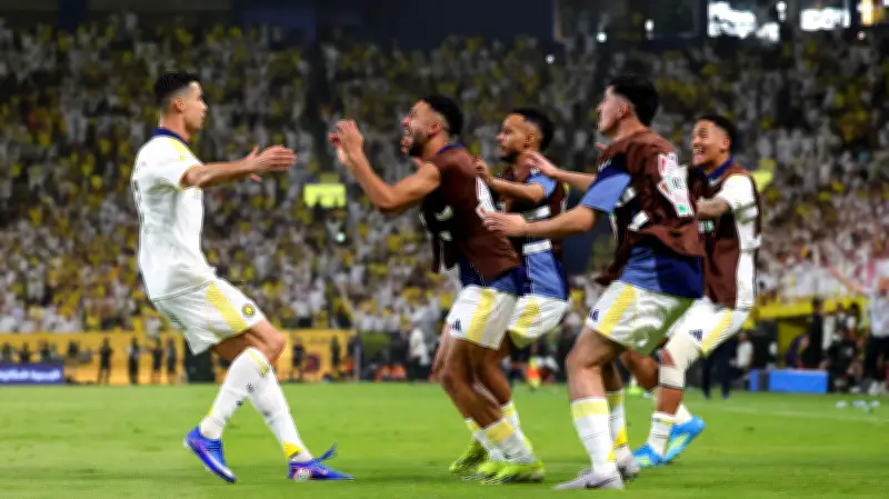 النصر يتوج بطلاً لدوري روشن السعودي بعد فوز مثير على ضمك
