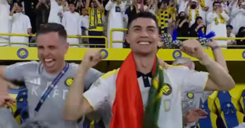 ملخص مباراة النصر ضد ضمك والأهداف وأروع لحظات تتويج العالمي بالدوري السعودي فيديو