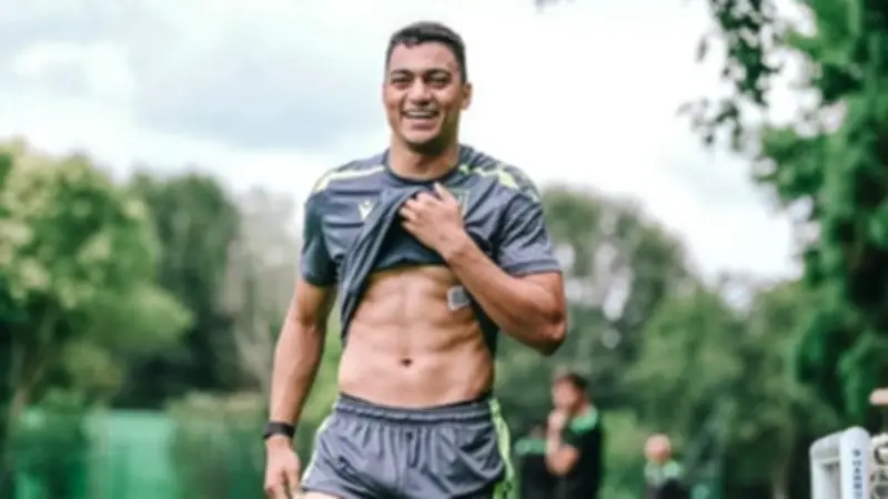 ممدوح عباس يتعهد بتمويل عودة مصطفى محمد للزمالك