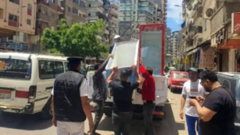 محافظ الإسكندرية يوجه بتكثيف حملات إزالة الإشغالات بالأحياء