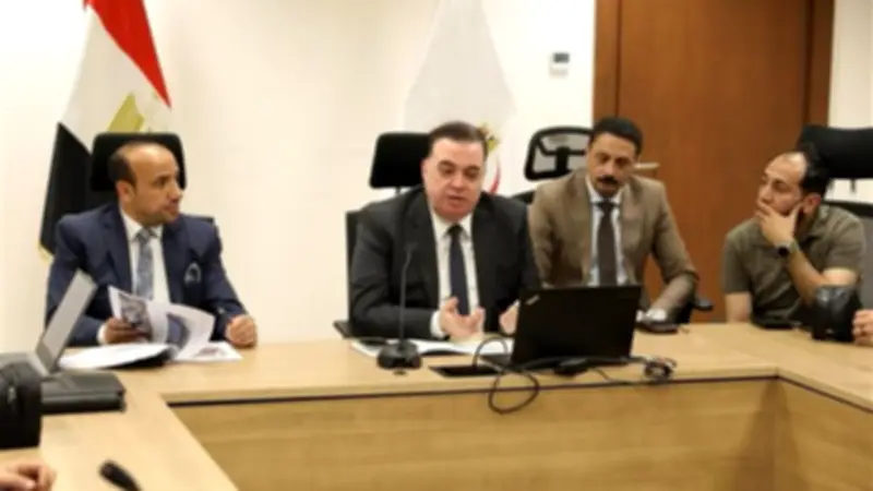 مساعد وزير الصحة يتابع استعدادات المنيا للتأمين الصحي الشامل