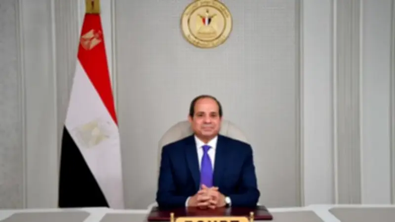 السيسي: العالم يشهد أزمات متلاحقة تؤثر سلباً على أمن الطاقة والغذاء بأفريقيا