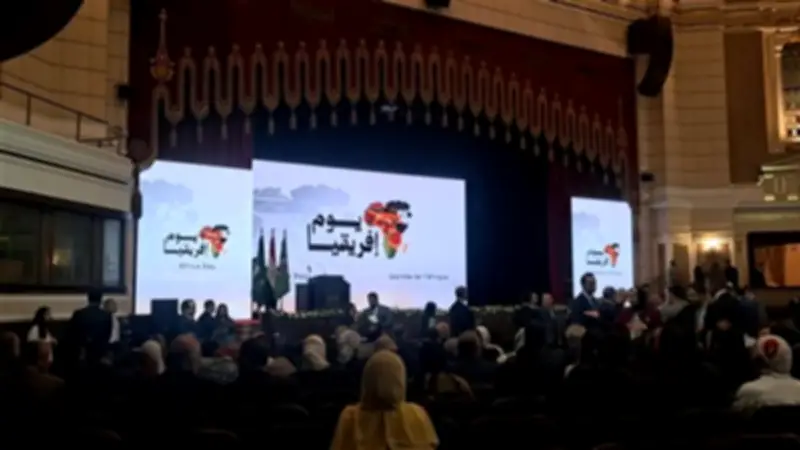 جامعة القاهرة تجدد التزامها بالتعاون الإفريقي في احتفالية يوم أفريقيا