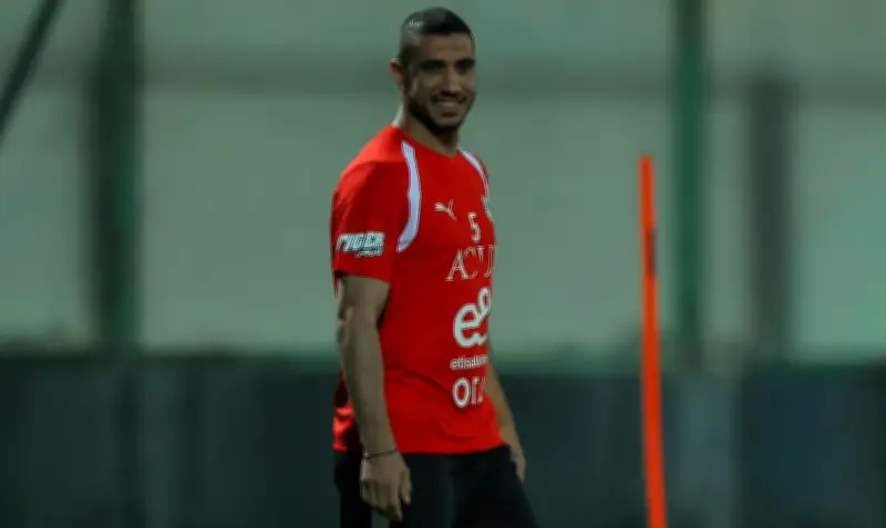 رامي ربيعة ينضم لمعسكر منتخب مصر استعدادًا لتصفيات كأس العالم