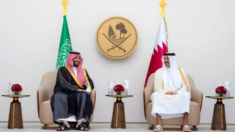 أمير قطر وولي العهد السعودي يبحثان هاتفياً جهود تهدئة الأوضاع بالمنطقة