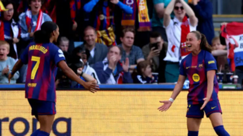 برشلونة للسيدات يكتسح ليون برباعية ويتوج بطلاً لدوري أبطال أوروبا