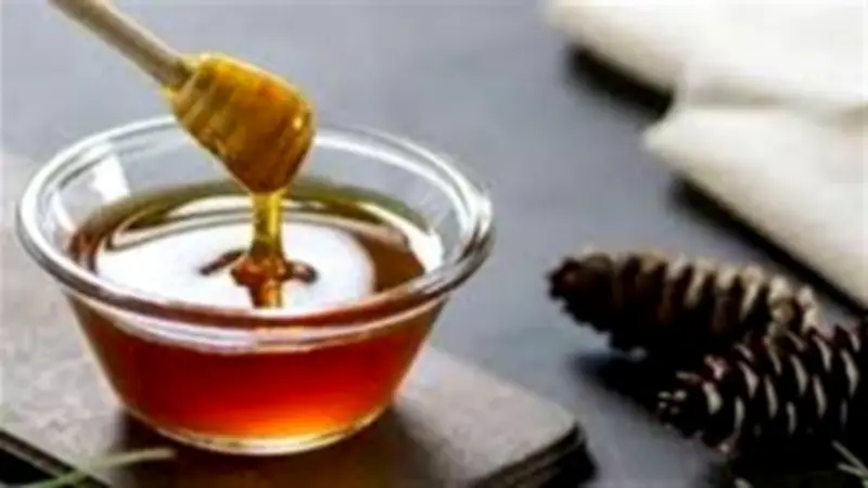 تفسير حلم تناول العسل الأبيض في المنام وبشارات السعادة والرزق