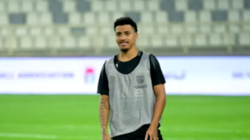 هاني حتحوت: بيزيرا يرغب في البقاء مع الزمالك رغم العروض الخارجية