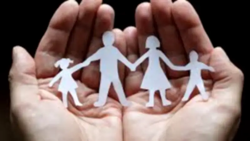 من الأب إلى الجد ثم الأم.. قانون الأسرة الجديد يحدد أولويات النفقة