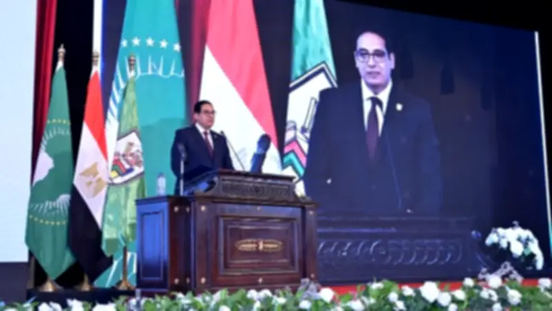 احتفال بيوم إفريقيا بجامعة القاهرة وإشادة الرئيس السيسي بدورها التاريخي