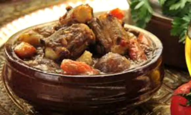 طاجن العكاوي يتصدر سفرة عيد الأضحى.. أكلة مصرية بطعم زمان
