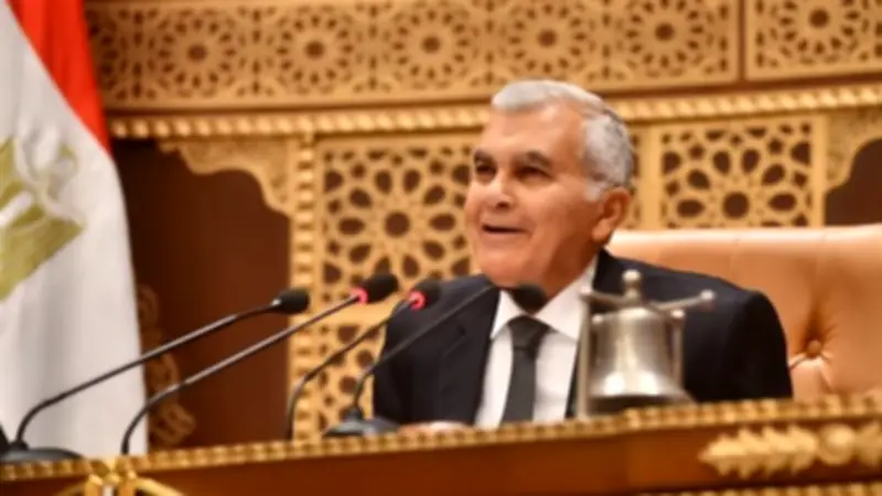 رئيس مجلس الشيوخ يهنئ الرئيس السيسي بعيد الأضحى المبارك