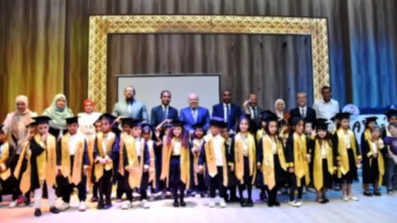 محافظ أسوان يكلف السكرتير العام لحضور حفل تخرج المدرسة اليابانية
