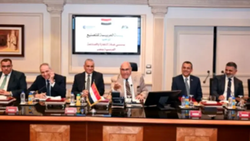 العربية للتصنيع تبحث توطين التكنولوجيا وجذب الاستثمارات الفرنسية
