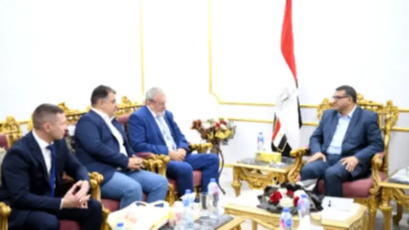 محافظ قنا يبحث مع القنصل الروسي آفاق التعاون المشترك ودعم العلاقات الثنائية