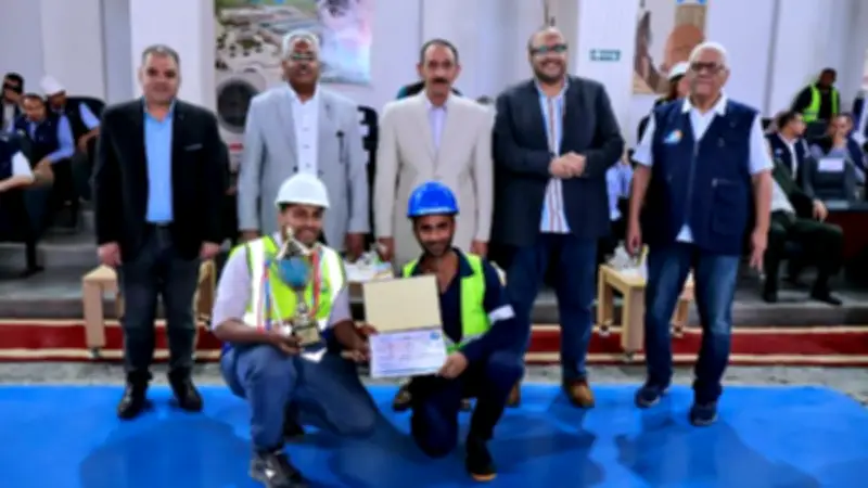 محافظ سوهاج يتابع استعدادات محطة مياه غرب لاستقبال عيد الأضحى