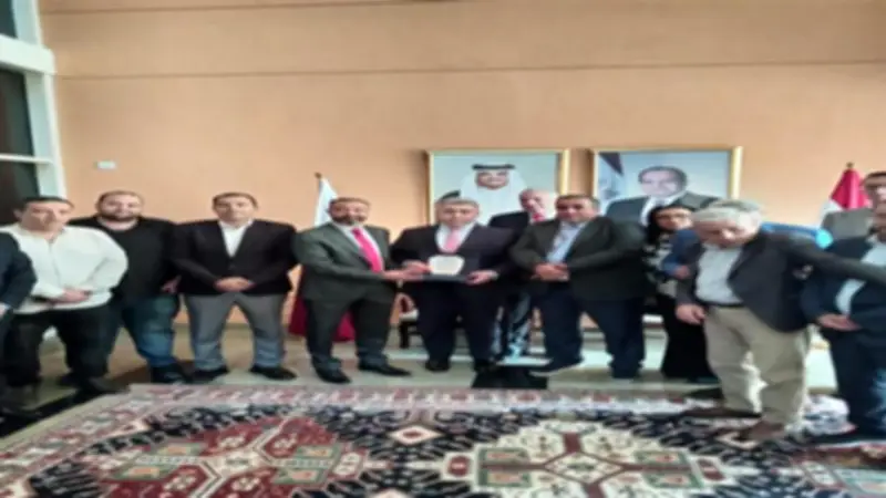 اتحاد الناشرين المصريين يكرم سفير مصر بقطر لدعمه في معرض الدوحة للكتاب