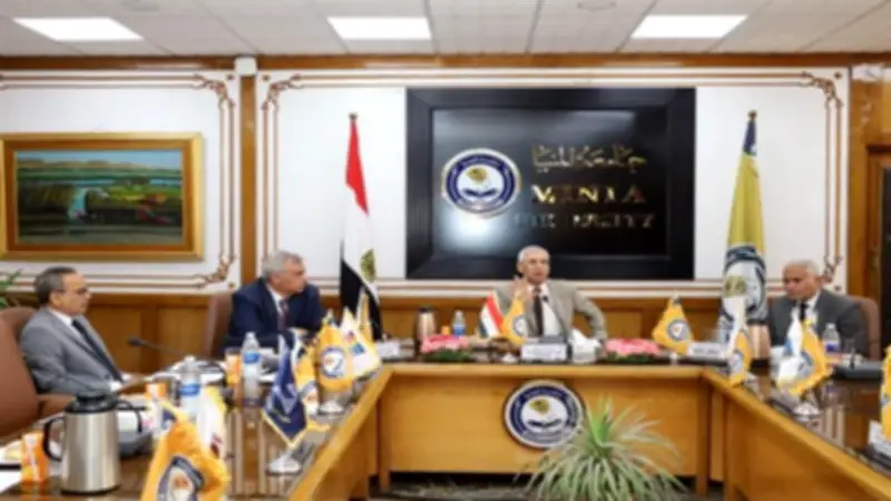 رئيس جامعة المنيا: التعاون الدولي أولوية قصوى واتفاقيات مع جامعات عالمية