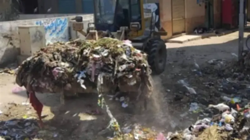 حملات نظافة مكثفة بقرى دمنهور استعدادًا لعيد الأضحى
