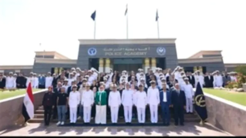 الداخلية تنظم برنامج معايشة لطلاب الثانوية بأكاديمية الشرطة