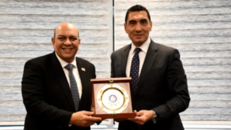 وزير الرياضة يبحث مع اتحاد الوشو كونغ فو خطة العمل المستقبلية