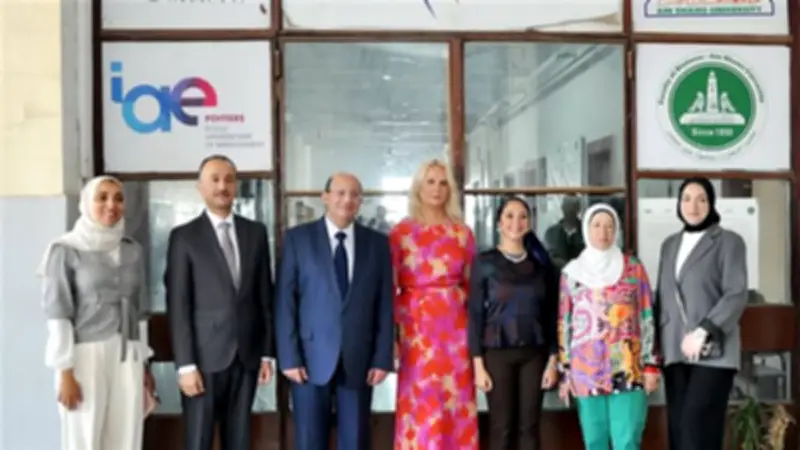 كلية تجارة عين شمس تستقبل أستاذة المحاسبة الخضراء من بولندا