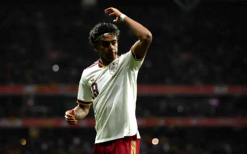 دي لافينتي يكشف موقف لامين يامال من المشاركة في كأس العالم