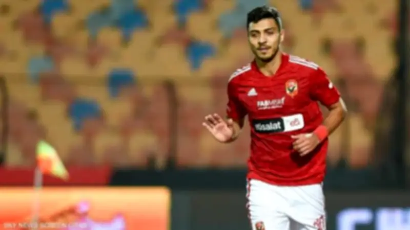 محمد شريف يتلقى عروضًا ليبية وأحمد حسن يكشف التفاصيل