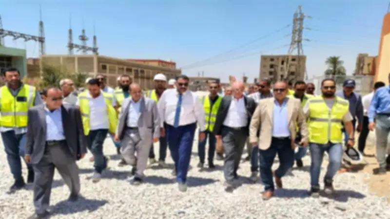 وضع الجهد على المرحلة الأولى لمحطة محولات ماقوسة بالمنيا في زمن قياسي