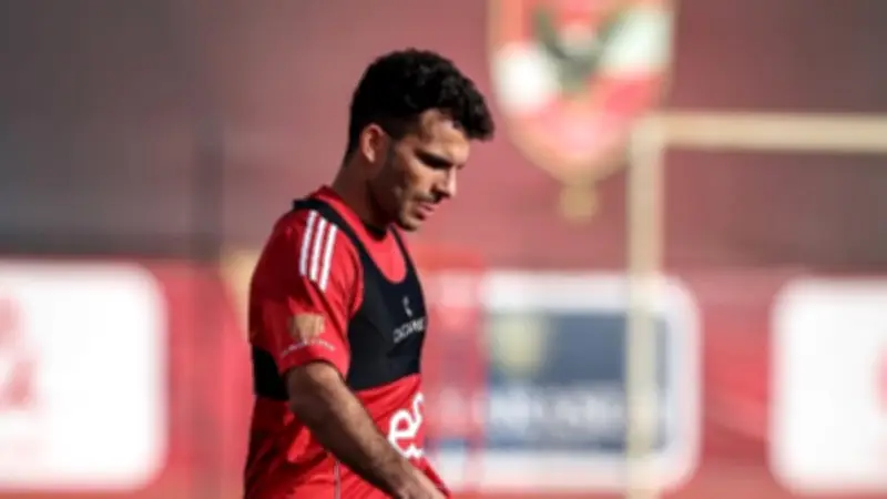 مدحت العدل يهاجم زيزو: غير صادق ورحل عن الزمالك بسبب المال