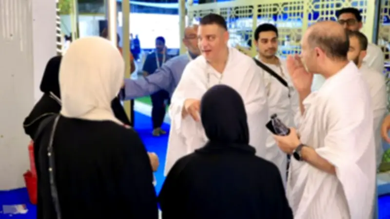 رئيس بعثة حج الجمعيات الأهلية: جميع الحجاج يؤدون المناسك في عرفات بصحة جيدة