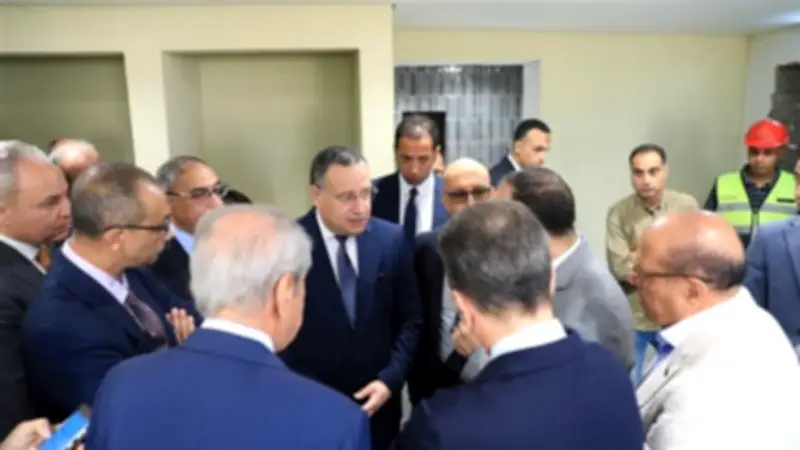 وزير التعليم العالي يتفقد الحرم الجديد للجامعة الأهلية الفرنسية بالشروق